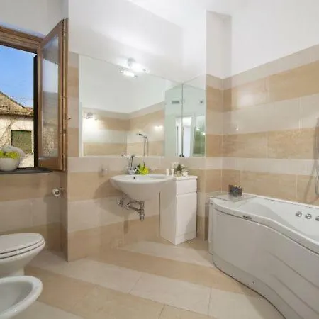 Vakantiehuis Sleeps 6 Wifi *